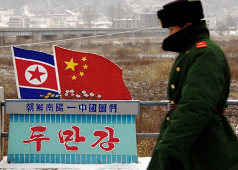 Trung Quốc 'bực mình' trừng phạt Triều Tiên
