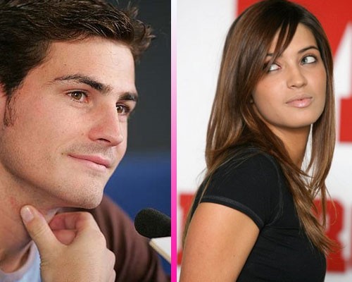 Bạn gái Casillas 'trùng tu'… vòng một