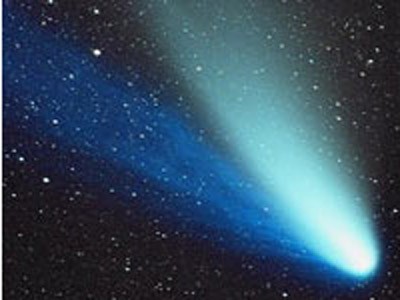 Phát hiện sao chổi sáng gấp 15 lần Mặt trăng