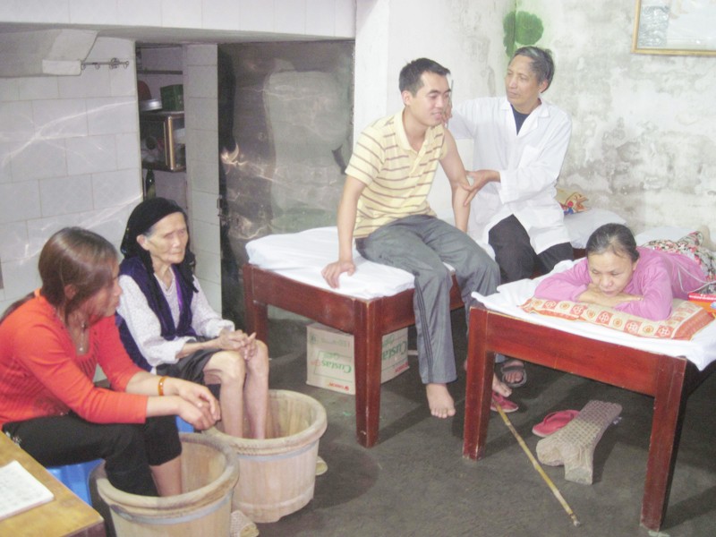 Phòng chẩn trị y học cổ truyền Vân Quang của Lương y Nguyễn Đức Quang, huyện Yên Mỹ, Hưng Yên