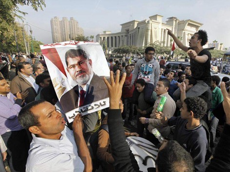 Ai Cập lùi phiên tòa xử ông Morsi