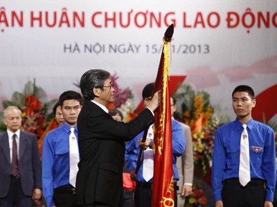 Báo Tiền Phong nhận Huân chương Lao động hạng Nhì