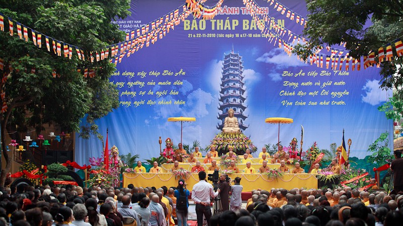 Khánh thành Bảo tháp nhiều tượng Phật bằng đồng nhất Việt Nam