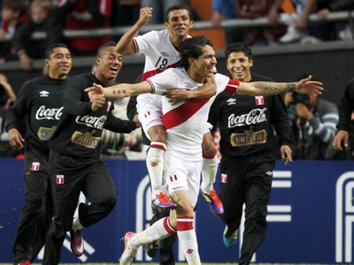 Gerrero lập hattrick, Peru giành hạng ba