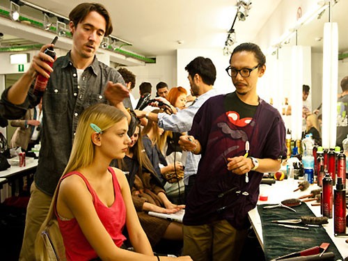 Chuyên gia mẫu tóc quốc tế đã tới Việt Nam