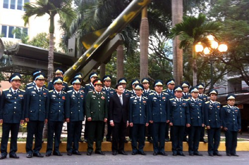 Một số hình ảnh Chủ tịch nước thăm Quân chủng PK-KQ