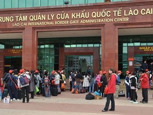 200 tấn hàng, 1.000 khách quốc tế 'xông đất' Lào Cai