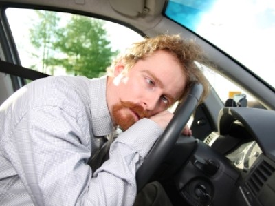Làm gì để tránh buồn ngủ khi lái xe