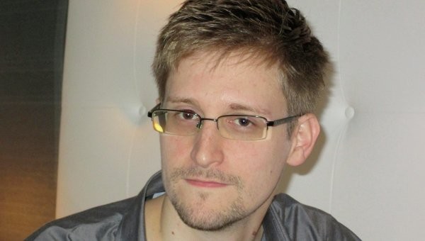 Châu Âu nên cung cấp chỗ ở cho Snowden