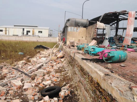 Hiện trường tan hoang sau vụ nổ gây cháy lớn ở Bắc Ninh
