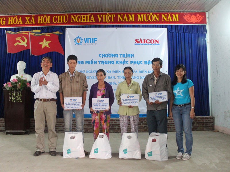 Đến với người nghèo tỉnh Quảng Nam