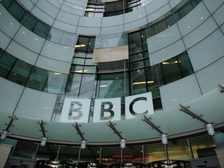 Hàng loạt phóng viên BBC đình công phản đối chính sách cắt giảm nhân lực