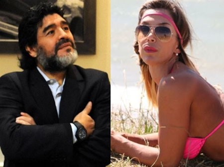 Maradona nhận quà ‘sex’ trong ngày sinh nhật