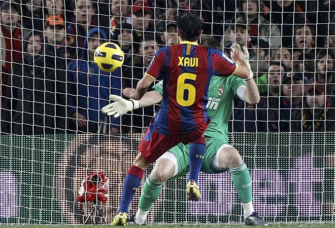 Clip: chiến thắng "kinh điển" của Barcelona