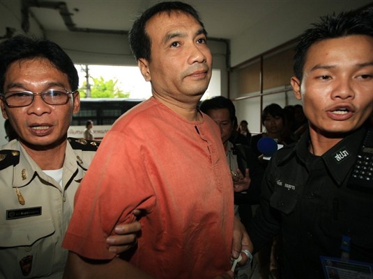 Bị tù vì xúc phạm vua Thái Lan