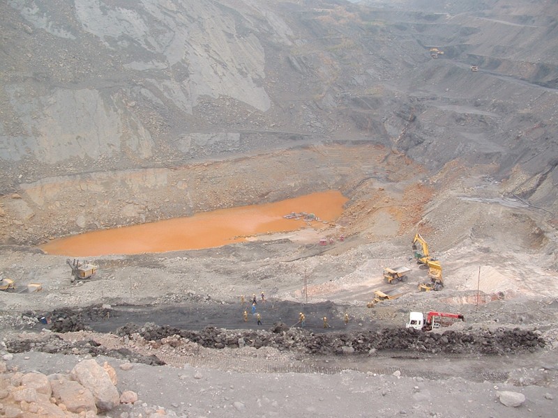 Nhiều mỏ than ở Quảng Ninh đã khai thác với độ sâu nhiều hơn so với dự kiến nhưng chưa thấy than. Ảnh: T.L
