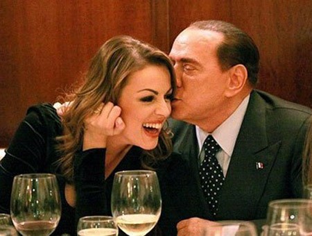 Cựu Thủ tướng Italia bí mật kết hôn