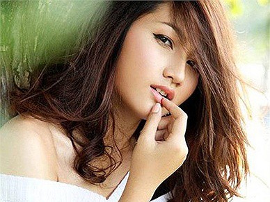 Hot girl Campuchia giống hệt Anna Trương