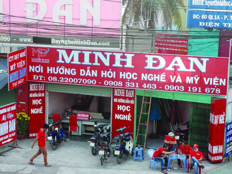 Cơ sở dạy nghề thẩm mỹ Minh Đan không có giấy phép đào tạo nghề phun xăm. Ảnh: Q.P
