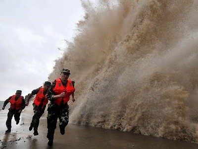 Trung Quốc: 400.000 người sơ tán tránh bão Fitow