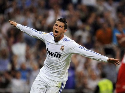 Cristiano Ronaldo và hai mặt của hào quang