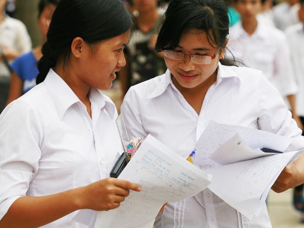 Chủ tịch UBND tỉnh quyết định lãnh đạo trường ĐH tư thục