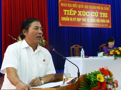 Ông Nguyễn Bá Thanh tiếp xúc với cử tri Đà Nẵng