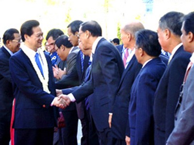 Lễ đón Thủ tướng Nguyễn Tấn Dũng tại Cung điện Hoàng Gia Campuchia