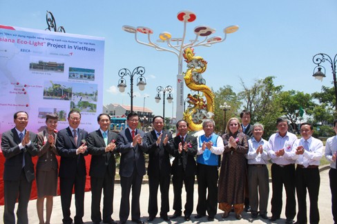 KOICA và Asiana Airline 'thắp sáng' Việt Nam