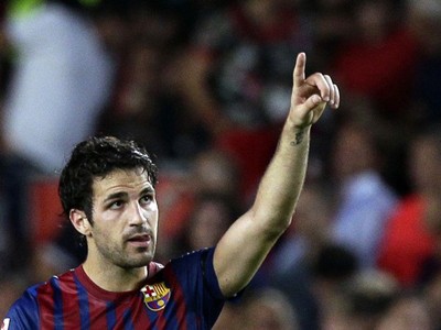 Barcelona mua Fabregas với ‘giá hời’