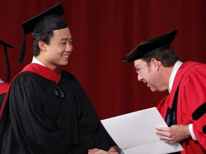 Con trai Bạc Hy Lai muốn học thêm ngành Luật tại Mỹ