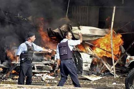 Nổ bom liên tiếp, mười người Iraq thiệt mạng
