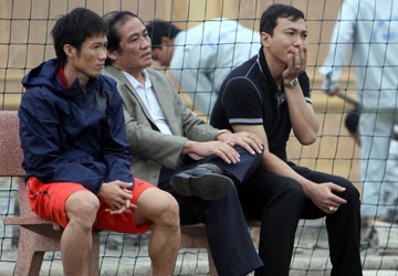 Bốn vụ 'lật kèo' đáng nhớ năm 2011 của bóng đá Việt