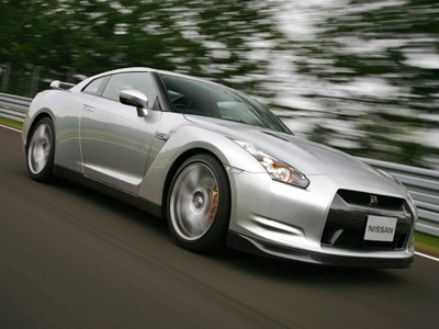 Nissan GT-R 2012: Thỏa đam mê tốc độ