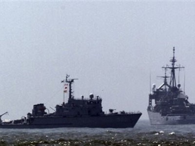 Nổ súng ở biên giới trên biển giữa hai miền Triều Tiên