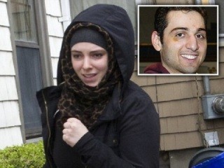 Vụ đánh bom Boston: Chuyển hướng điều tra vợ nghi phạm