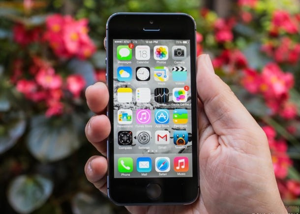 iPhone 5S là smartphone bán chạy nhất Mỹ trong tháng 9.2013.