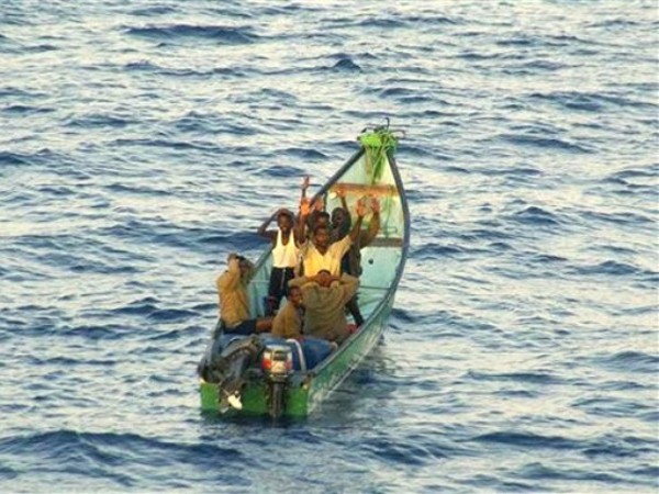 Cướp biển Somali bắt tàu chở dầu của Philippines