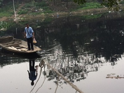 Kỳ lạ cách dân làng cổ Hà Nội qua sông