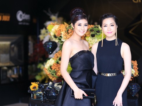Ngọc Hân, Thùy Trang gợi cảm váy đen dự tiệc