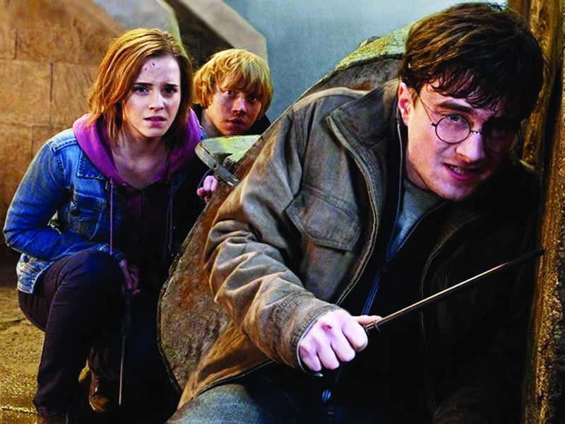 Harry Potter và bảo bối tử thần 2 khuấy đảo phòng vé Ảnh: Warner Bros