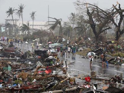 Người Việt ở tâm bão tại Philippines: An toàn nhưng... trắng tay