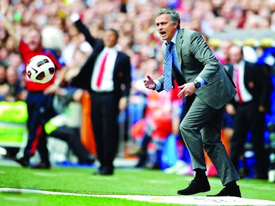 HLV Jose Mourinho đánh bài liều với ngôi sao đồng hương Ronaldo Ảnh: Getty Images
