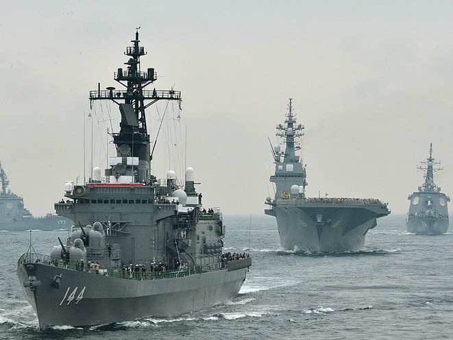 Nhật Bản tập trận khoe sức mạnh trên biển