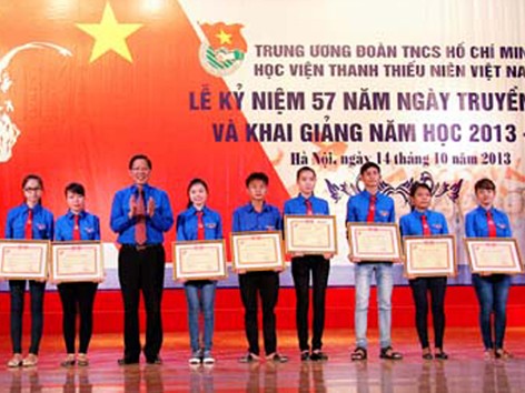 Học viện Thanh thiếu niên khai giảng năm học 2013-2014