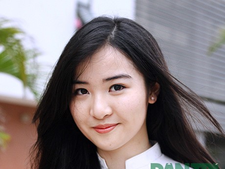 Ngắm tân sinh viên Việt ở ĐH Boston xinh đẹp, học giỏi