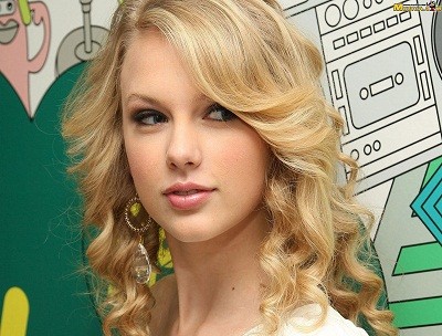 Taylor Swift bị tố ‘ỉm’ tiền cát-xê