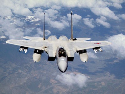 Hàn Quốc trang bị tên lửa Taurus cho 'chim ưng' F-15K