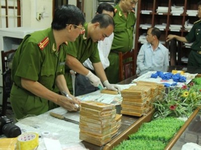 Trốn truy nã vẫn tuồn 58 kg heroin vào Việt Nam
