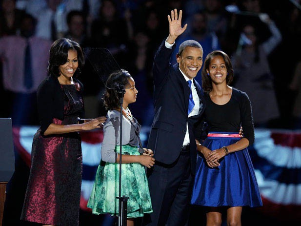 Ông Barack Obama: Từ cậu bé nghịch ngợm đến tổng thống tái đắc cử